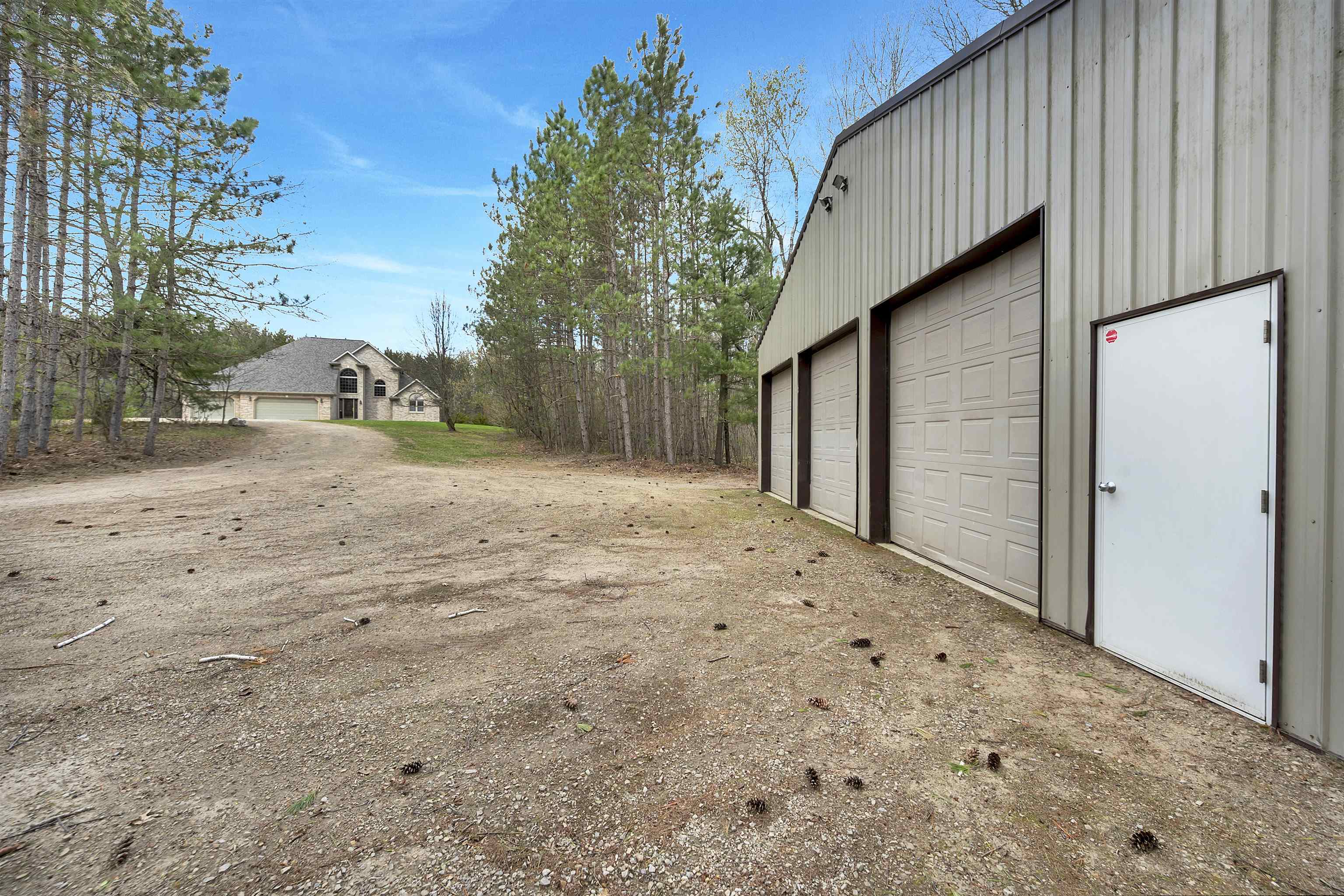 5164 Stiles Road Lena, WI 54139 - Photo 2 of 69 Gallery Image 2