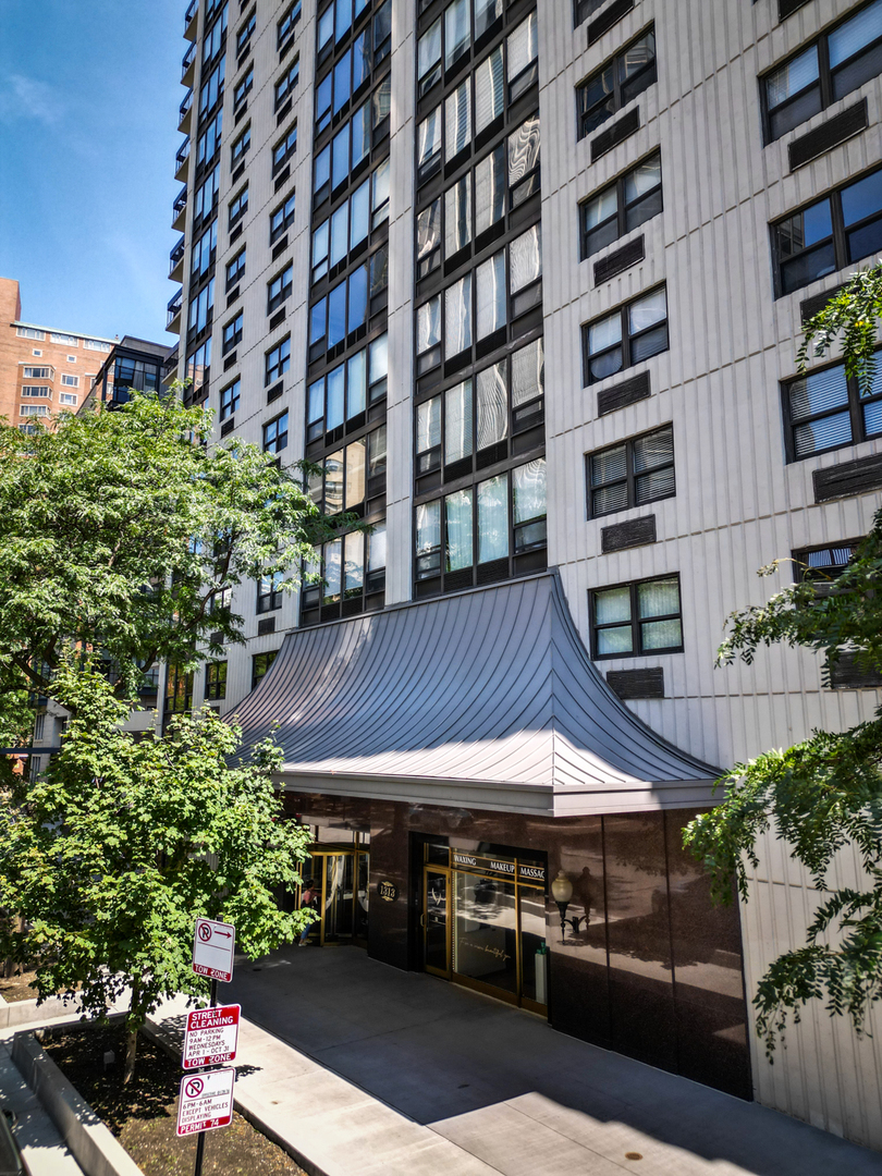 1313 North Ritchie Ct Unit 1204  