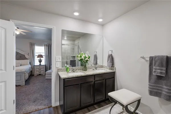 $2,550 | 1346 Trent Pk Lane, Corpus Christi, TX 78415