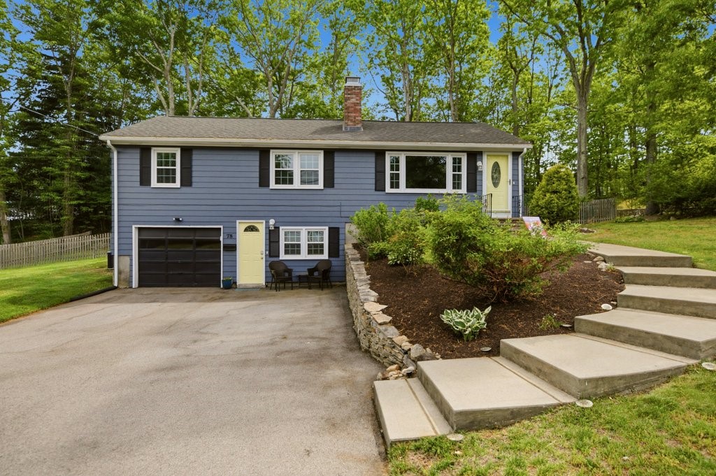 78 Grand View Road East Greenwich, RI 02818 - Photo 1 of 47