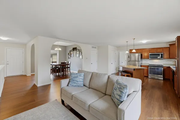 $449,900 | 4547 Green Meadow Drive, Caledonia, MI 49316