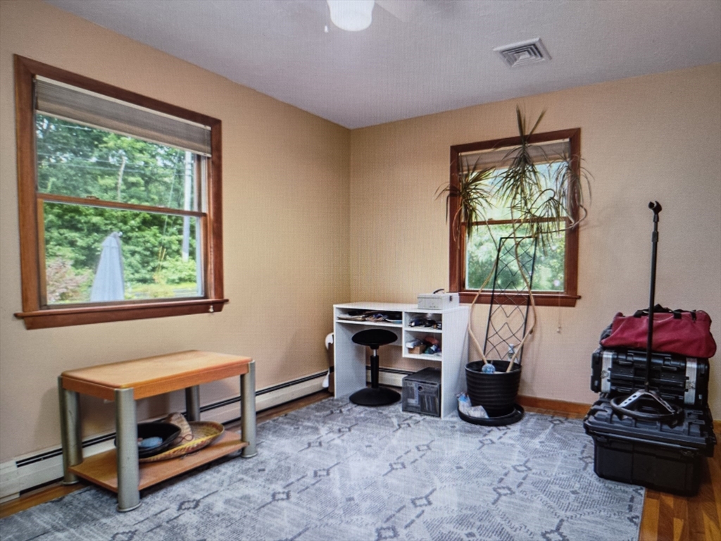 54 Lancaster Road Clinton, MA 01510 - Photo 10 of 38 Gallery Image 10