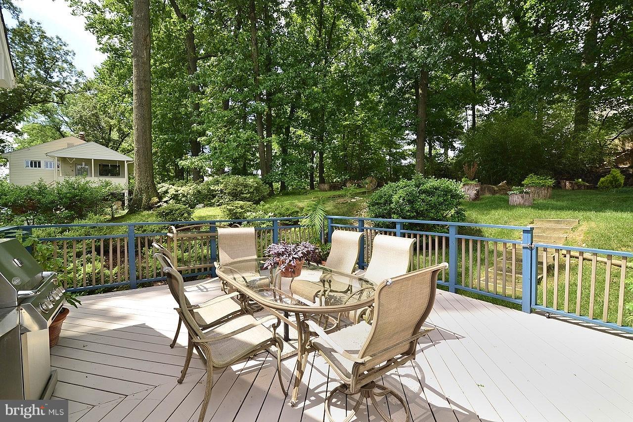 3446 Luttrell Road Annandale, VA 22003 - Photo 25 of 30 Exterior (Rear)