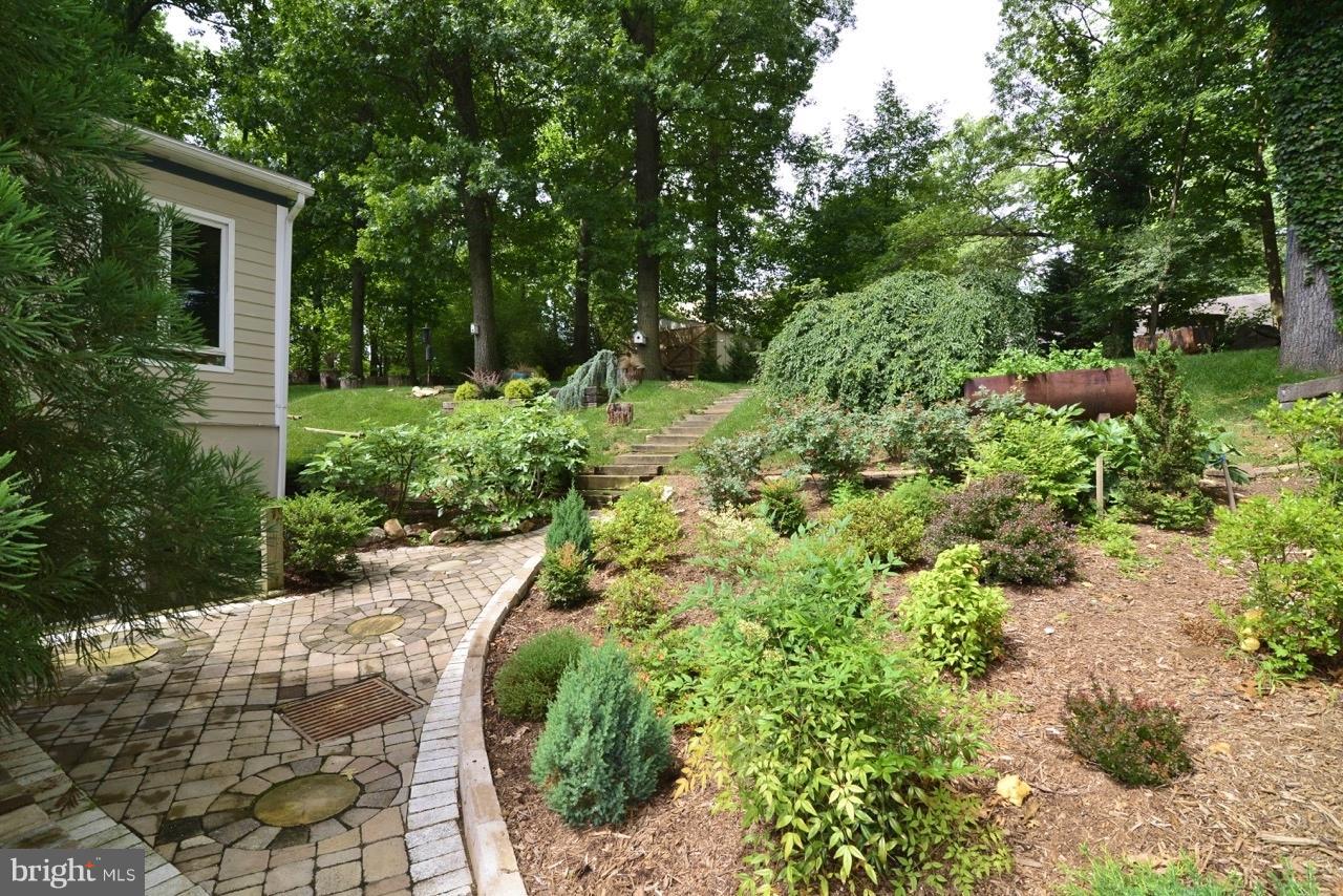 3446 Luttrell Road Annandale, VA 22003 - Photo 27 of 30 Exterior (Rear)