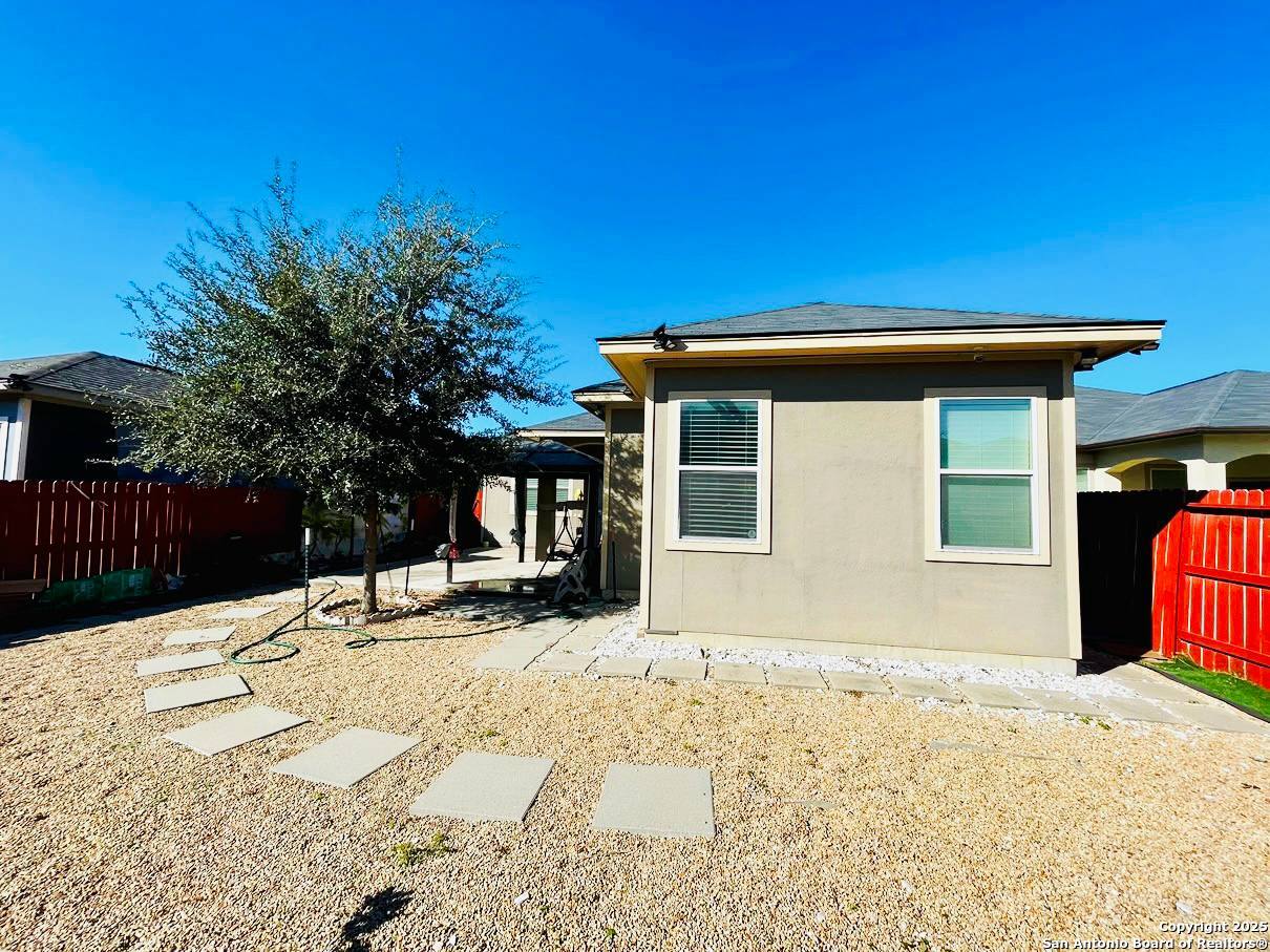 3914 Key W Way Converse, TX 78109 - Photo 3 of 7 a front view of a house with a yard
