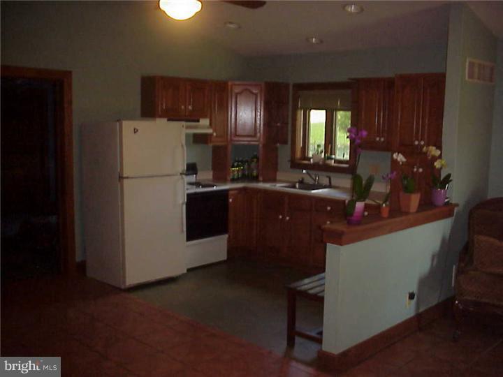 888 Ellis Woods Road Pottstown, PA 19465 - Photo 17 of 23 In-law Suite