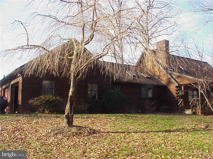 888 Ellis Woods Road Pottstown, PA 19465 - Photo 3 of 23 Gallery Image 3