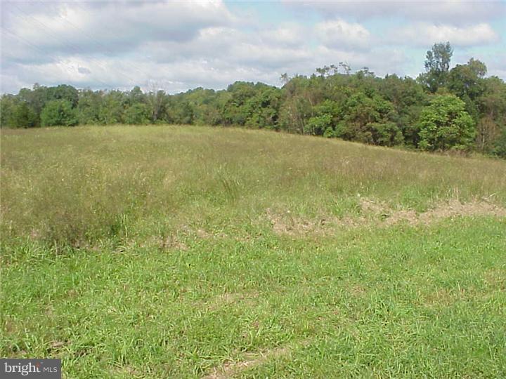 888 Ellis Woods Road Pottstown, PA 19465 - Photo 22 of 23 View in Back