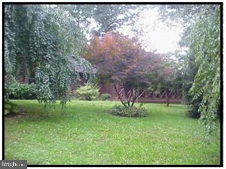 888 Ellis Woods Road Pottstown, PA 19465 - Photo 6 of 23 Front Yard