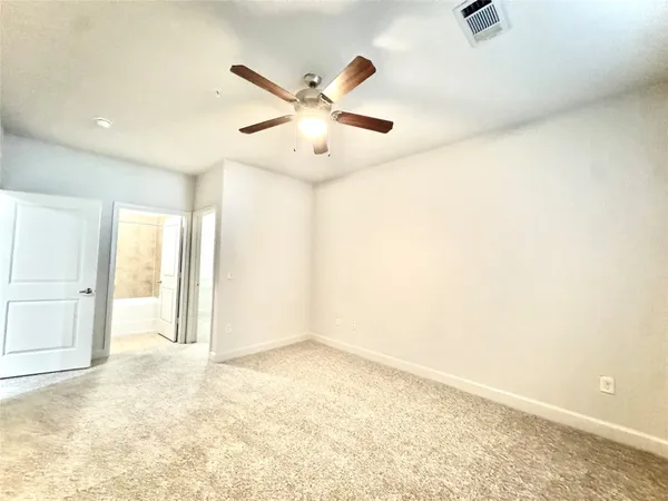 $2,211 | 3333 Weslayan Street, Unit 2363, Houston, TX 77027