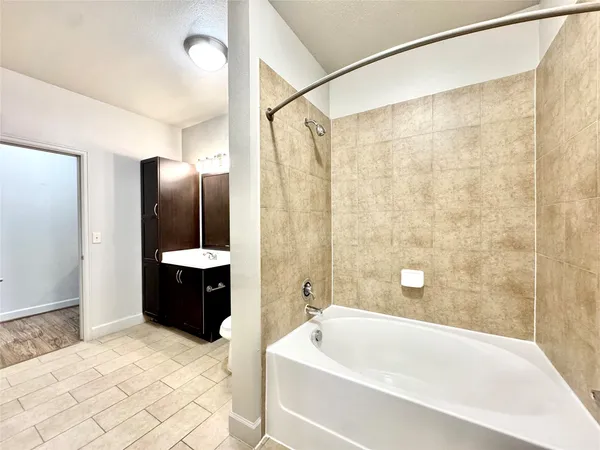 $1,763 | 3333 Weslayan Street, Unit 1422, Houston, TX 77027