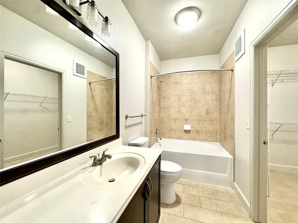 $1,763 | 3333 Weslayan Street, Unit 1422, Houston, TX 77027