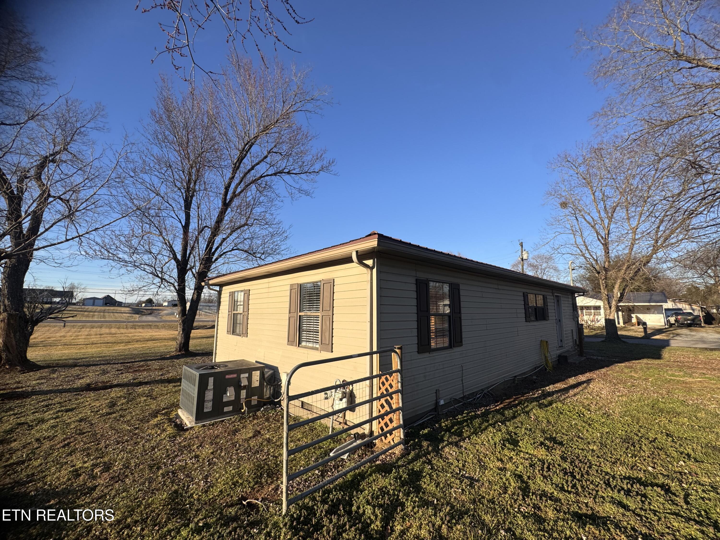 170 Dotson Road Greenback, TN 37742 - Photo 17 of 18 Side of Home