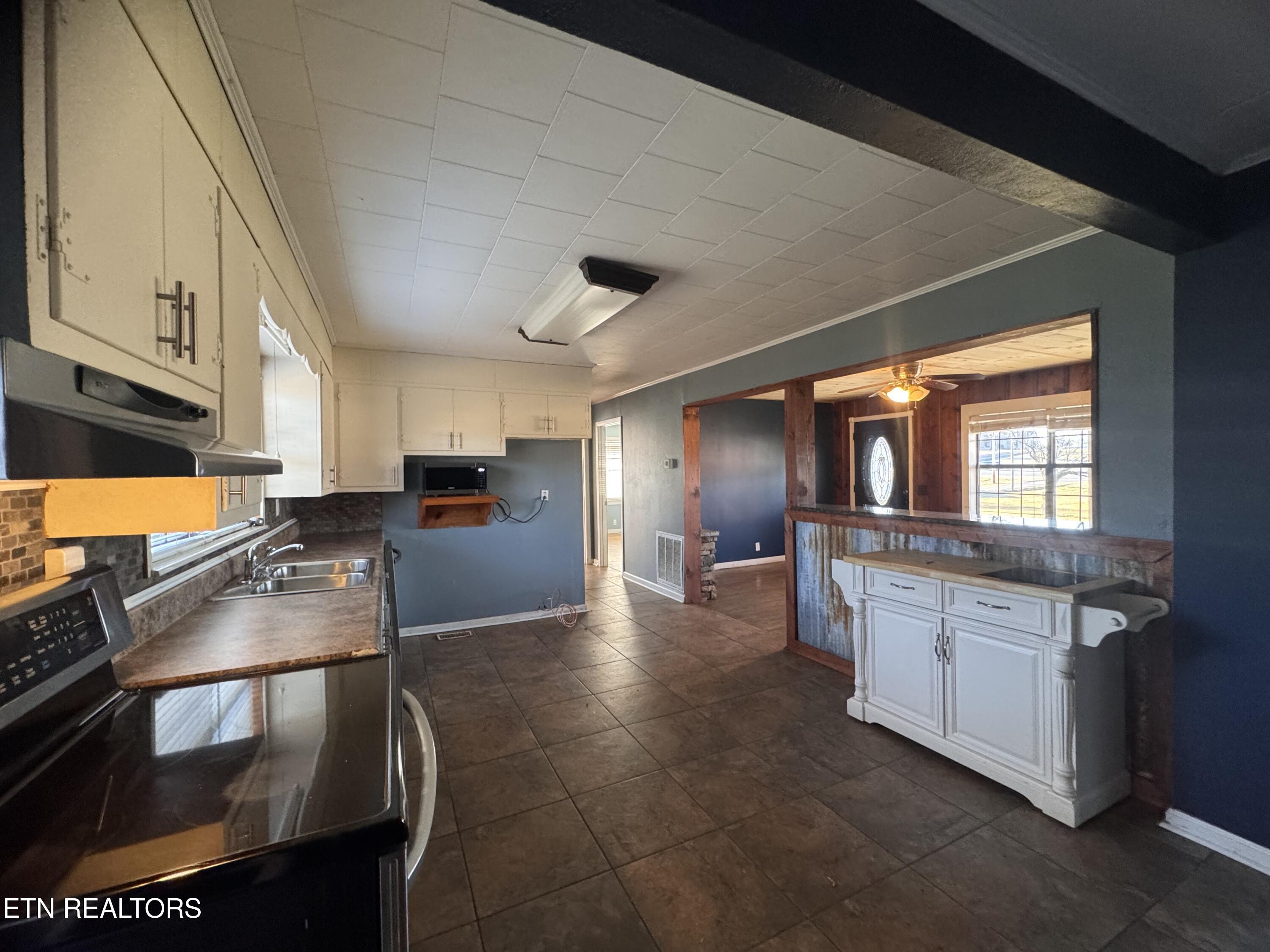 170 Dotson Road Greenback, TN 37742 - Photo 7 of 18 Kitchen