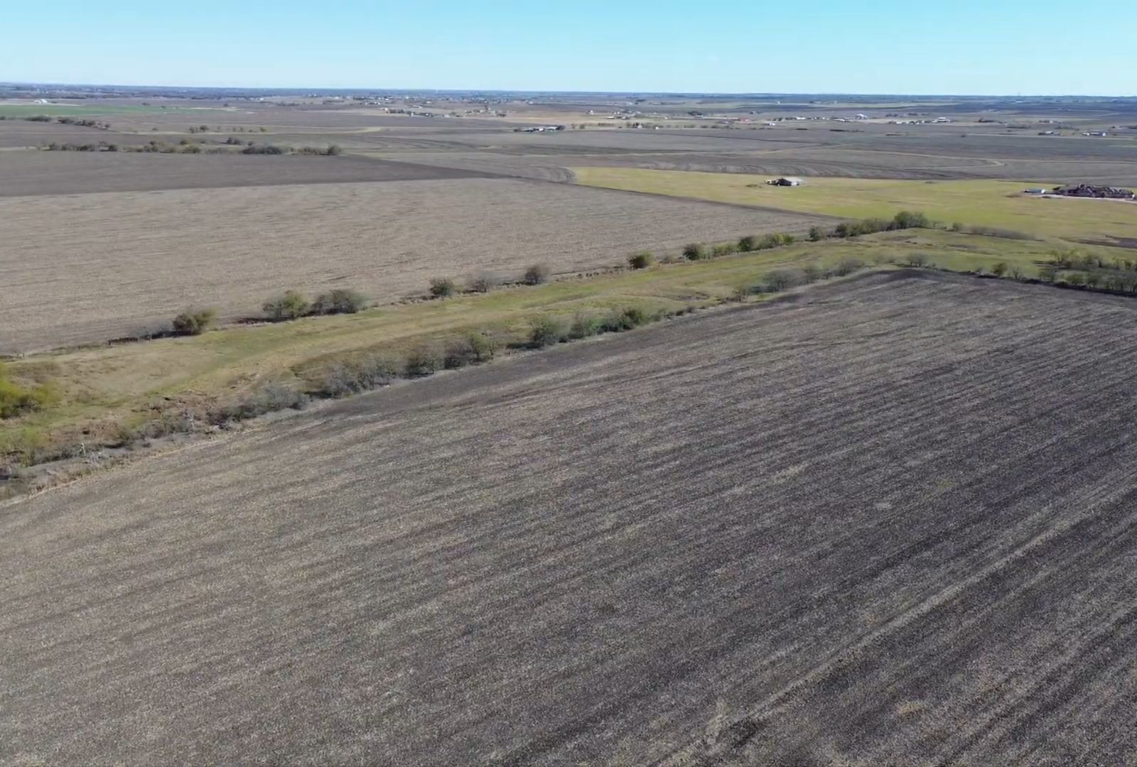 18402 Manda Carlson Road Coupland, TX 78615 - Photo 19 of 29