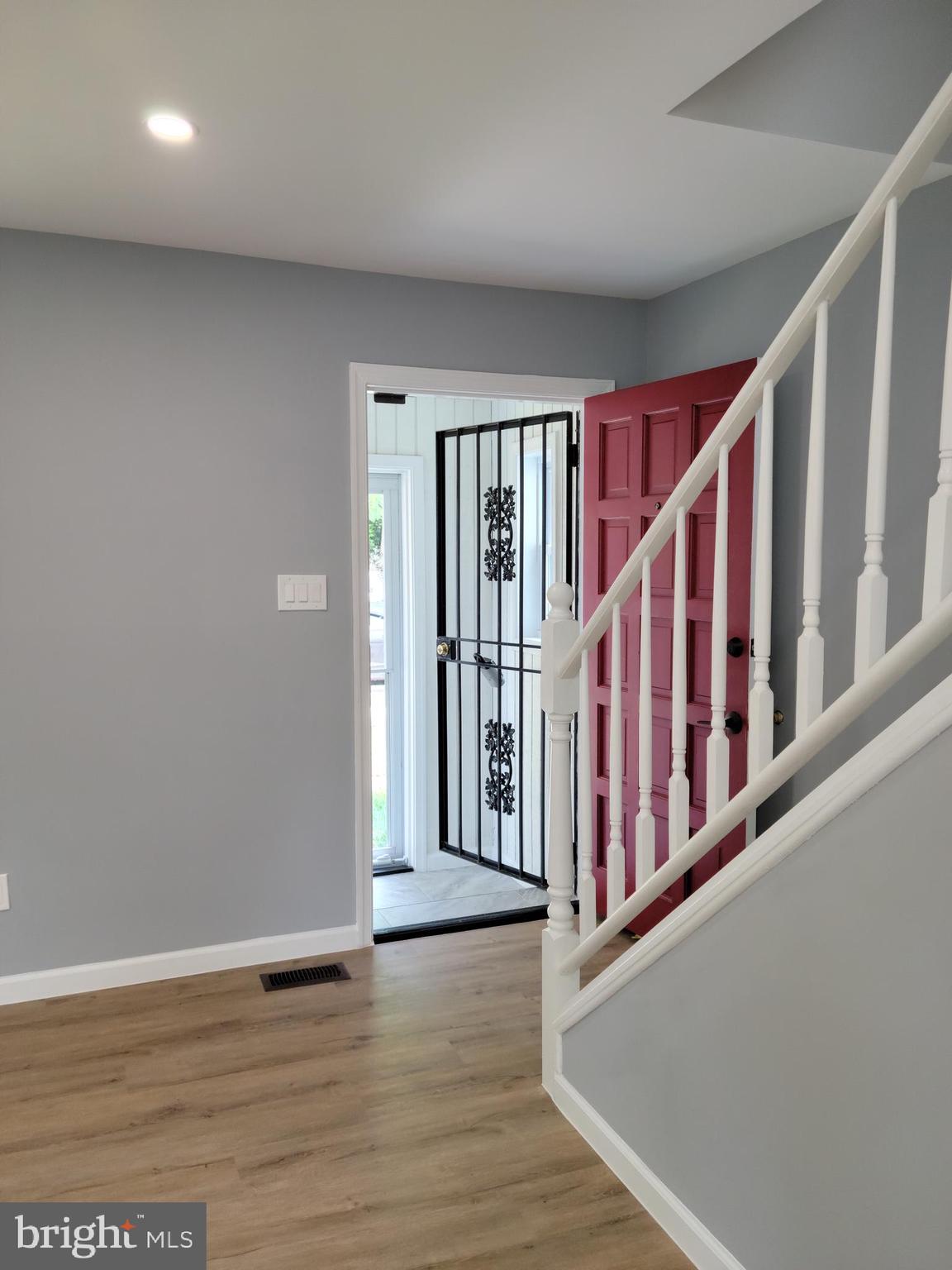 8825 Lanier Drive Silver Spring, MD 20910 - Photo 5 of 56