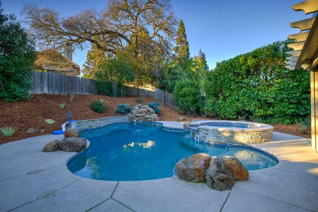 $899,000 | 1068 Kensington Drive, Roseville, CA 95661