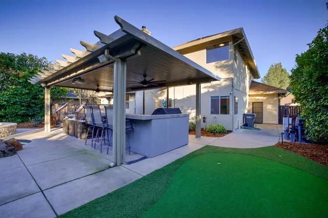 $899,000 | 1068 Kensington Drive, Roseville, CA 95661