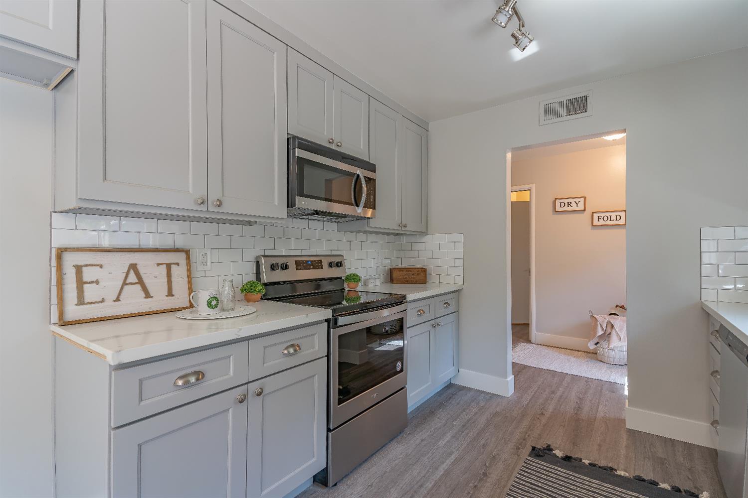 6200 Green Valley Road Placerville, CA 95667 - Photo 7 of 39 Gallery Image 7