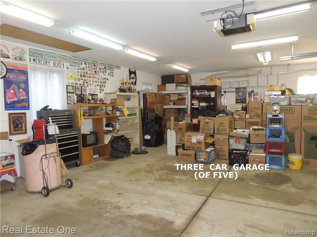 2301 Kingsford Road Rochester Hills, MI 48309 - Photo 15 of 16