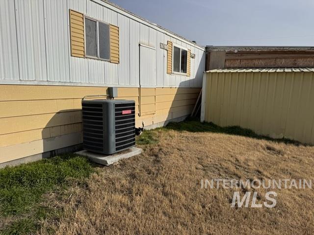 28750 Rocky Road Parma, ID 83660 - Photo 12 of 34