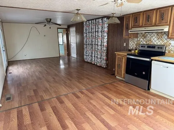 $379,900 | 28750 Rocky Road, Parma, ID 83660