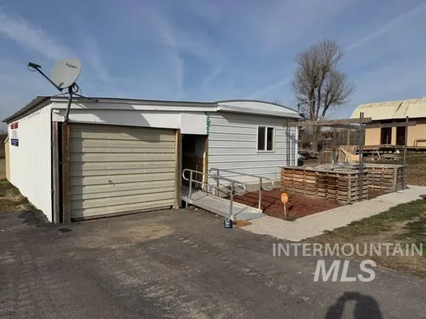 $379,900 | 28750 Rocky Road, Parma, ID 83660