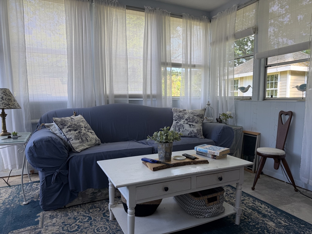6 Roberts Park Road Holland, MA 01521 - Photo 9 of 17