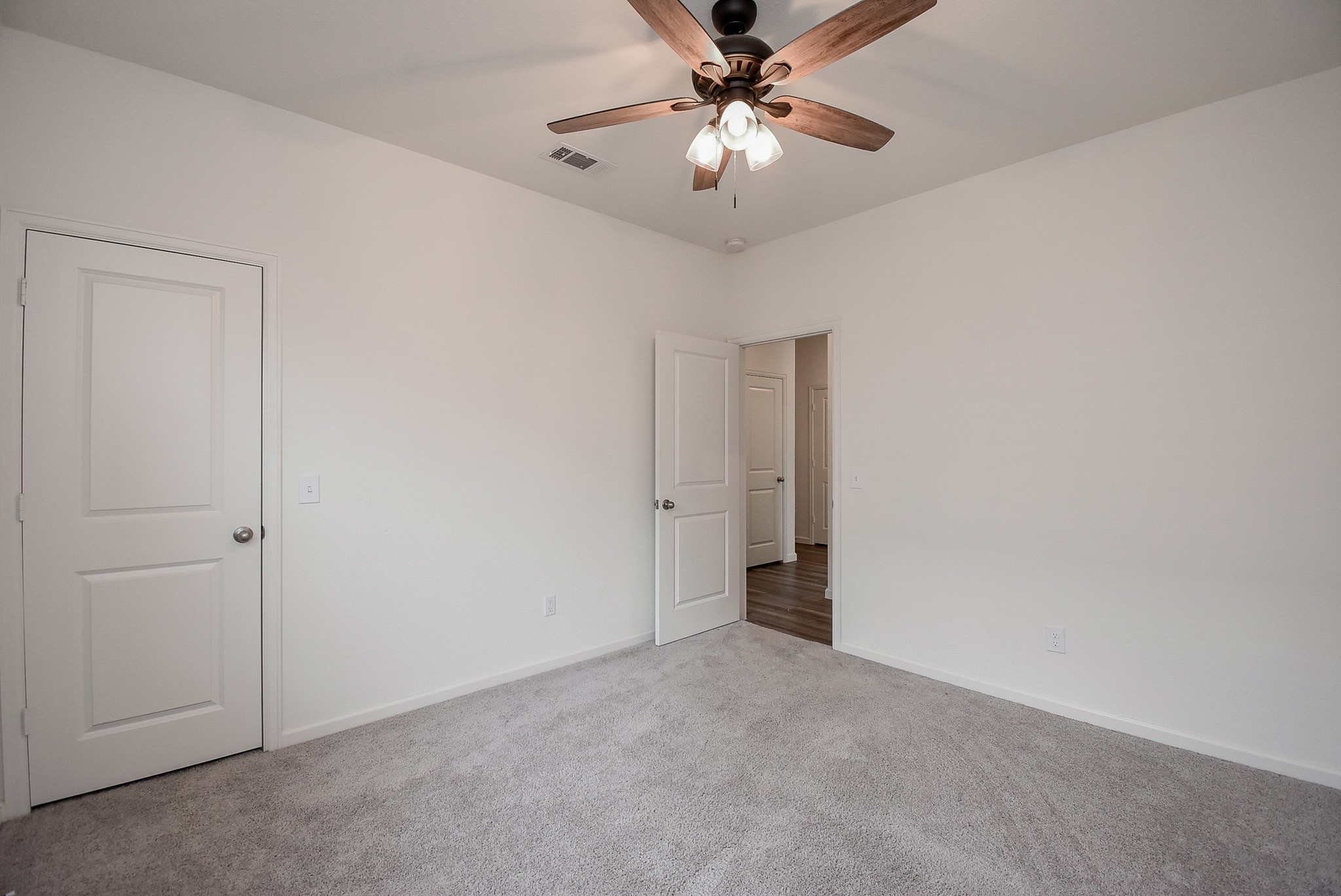 13542 Kinsman Road Houston, TX 77049 - Photo 30 of 43 a view of an empty room