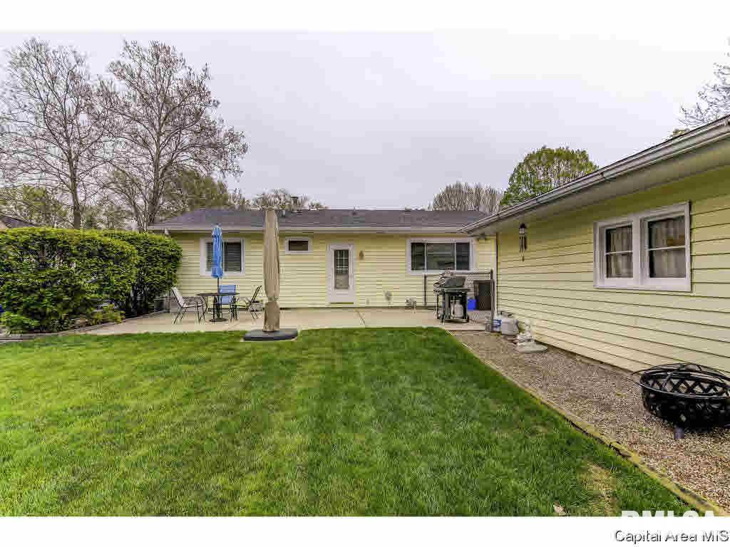 1317 Valley Drive Springfield, IL 62702 - Photo 34 of 35