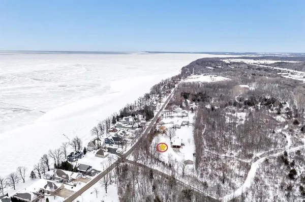 $399,900 | 4940 Hafeman Lane, Green Bay, WI 54311