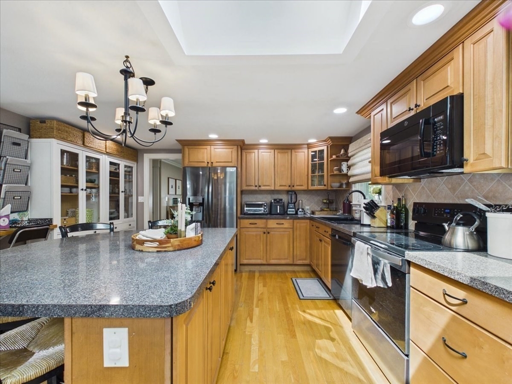 104 Higgins Road Framingham, MA 01701 - Photo 19 of 35