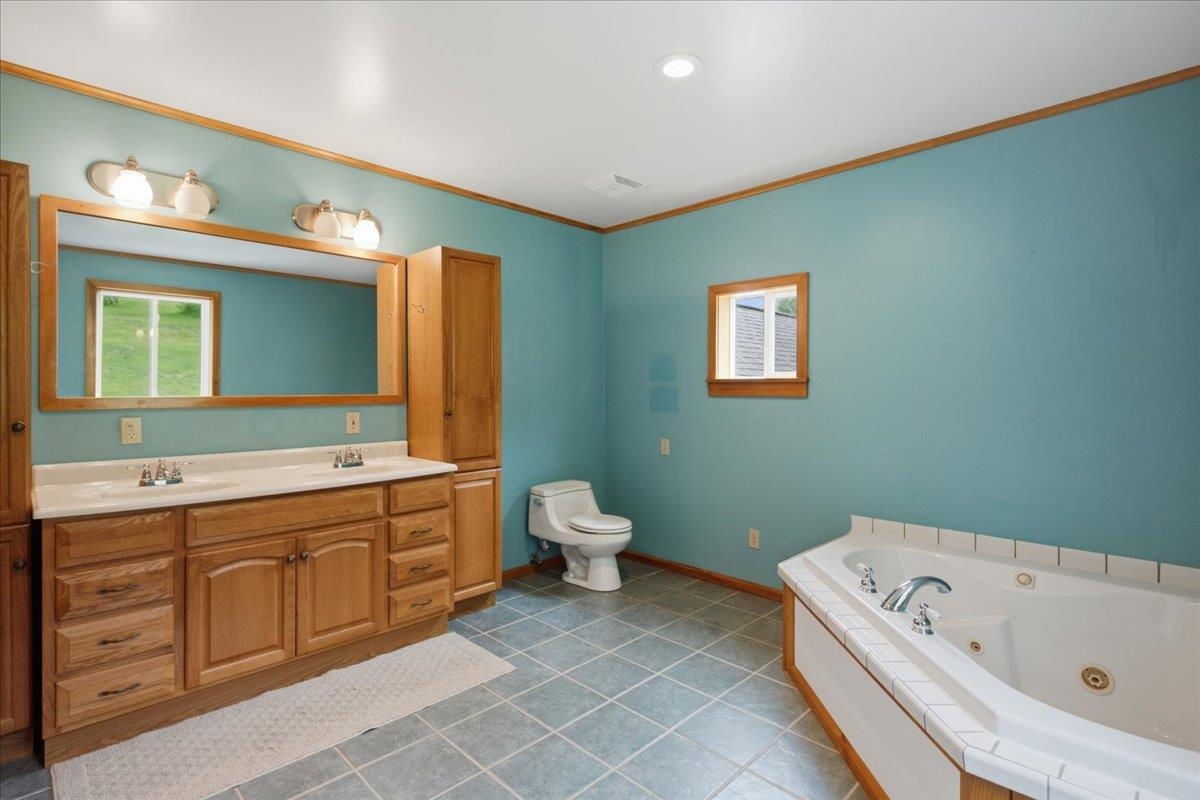 405 Old West Road Arlington, VT 05250 - Photo 33 of 56