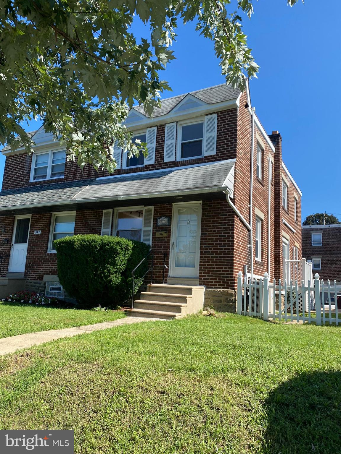 575 Pedley Road Philadelphia, PA 19128 - Photo 1 of 47 Gallery Image 1
