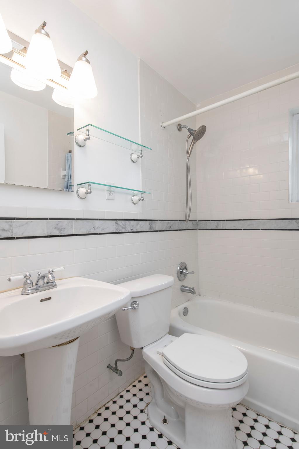 575 Pedley Road Philadelphia, PA 19128 - Photo 28 of 47 Gallery Image 28