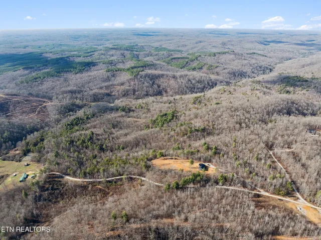 $624,900 | 590 Hamby Lane, Robbins, TN 37852