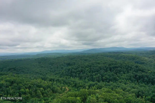 $624,900 | 590 Hamby Lane, Robbins, TN 37852