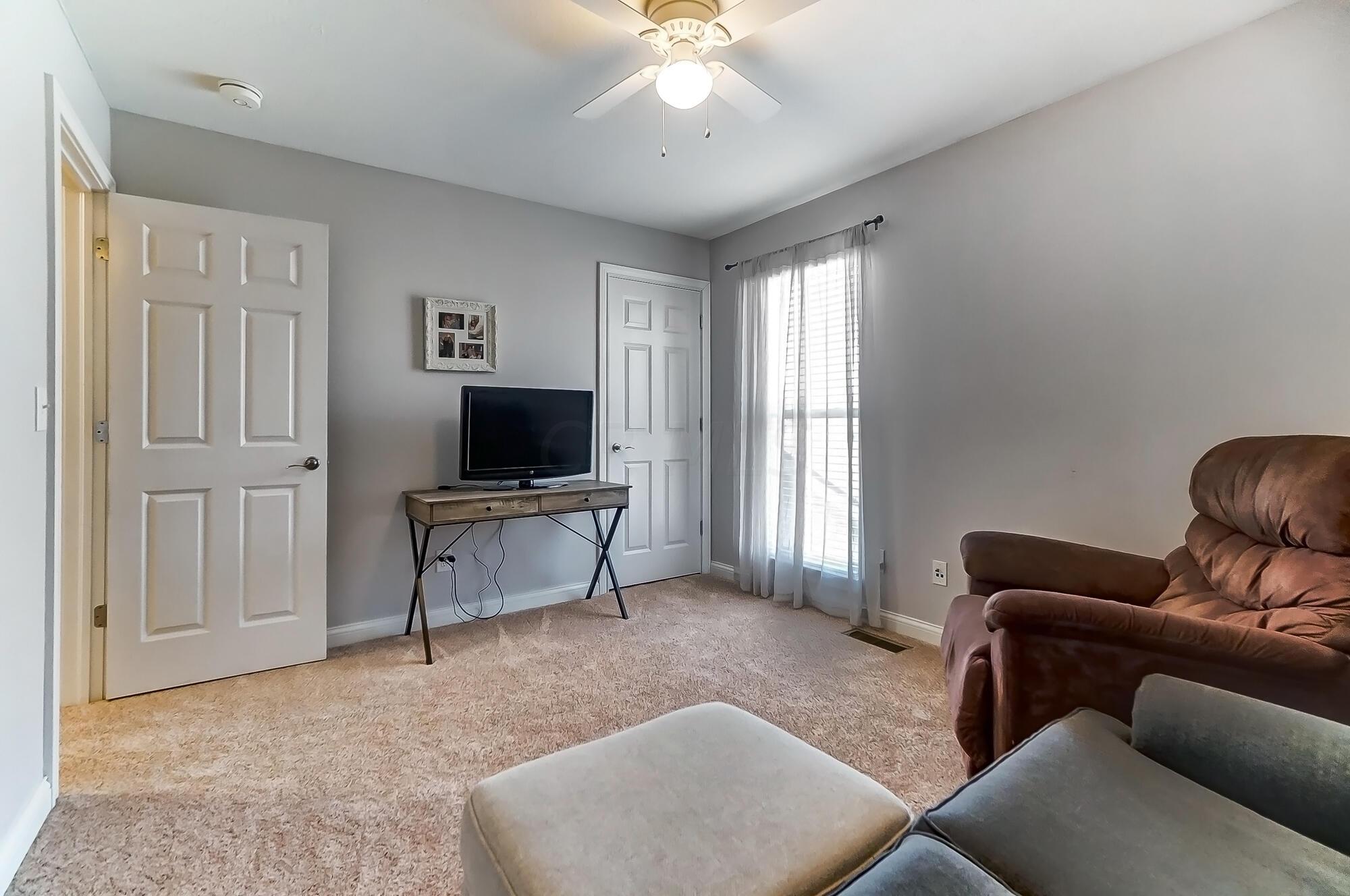 564 Kingsbury Road Delaware, OH 43015 - Photo 39 of 76 Bedroom 2