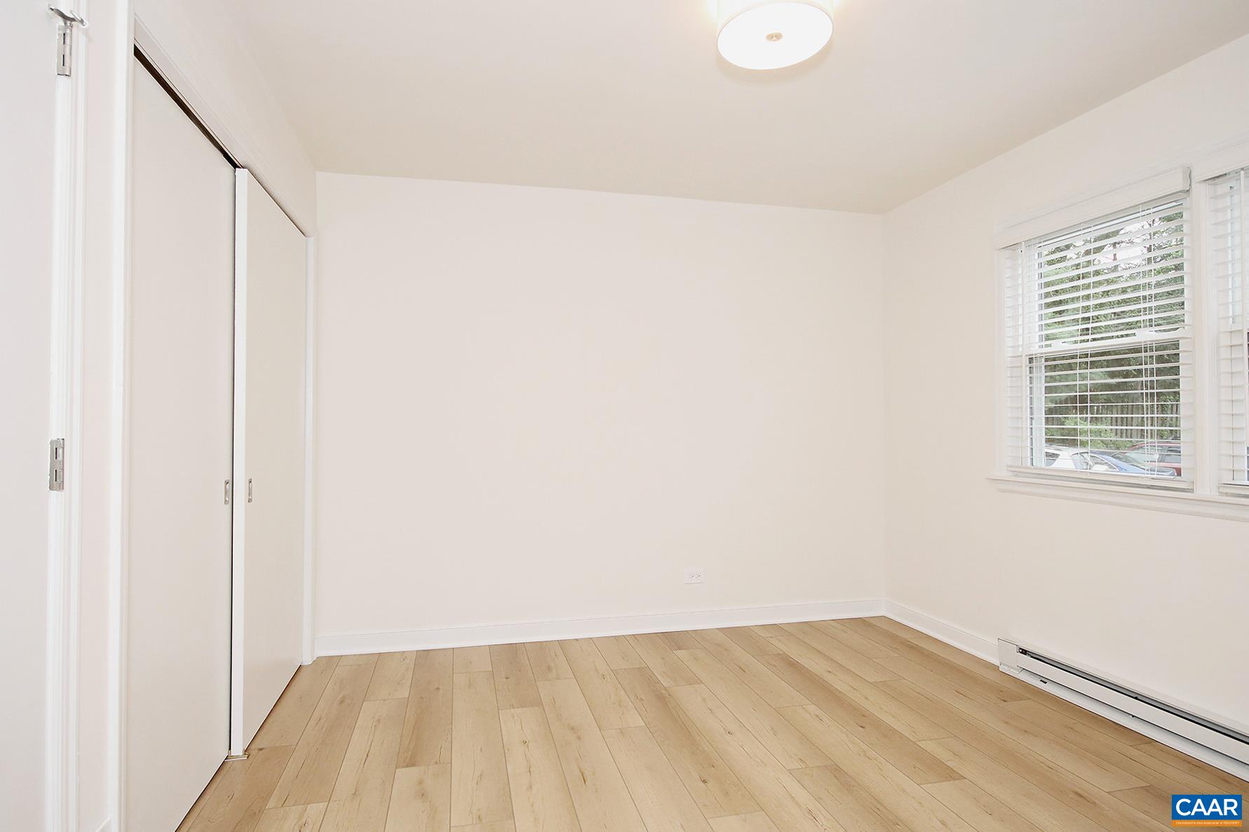 2114 Ivy Road, Unit 10 Charlottesville, VA 22903 - Photo 8 of 11 Gallery Image 8
