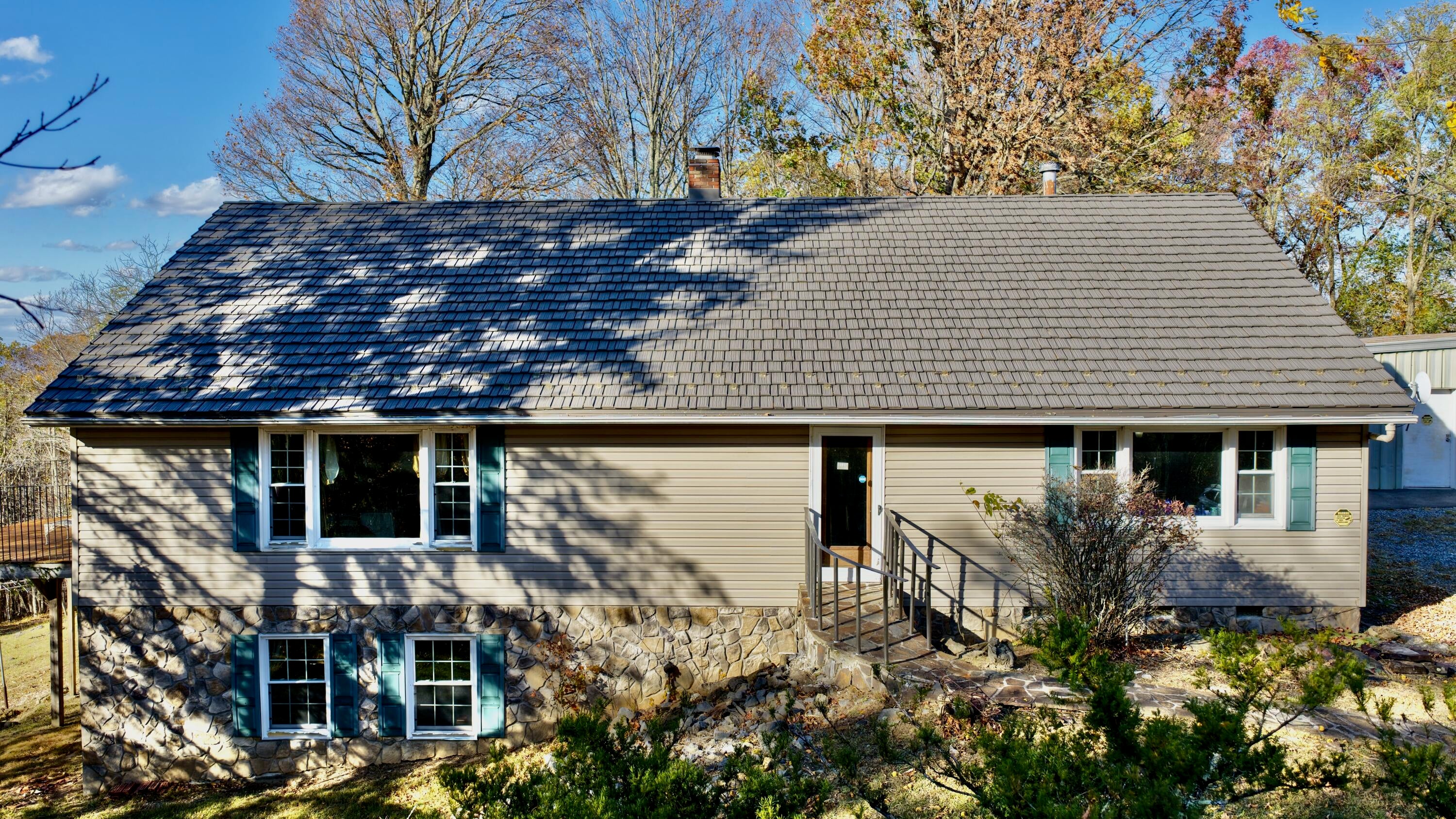 3025 Broad Run Road Union, WV 24983 - Photo 14 of 32 Front View