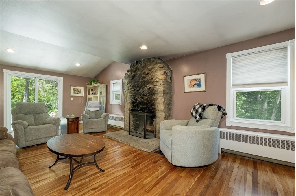 14 Frances Hill Road Westford, MA 01886 - Photo 13 of 32