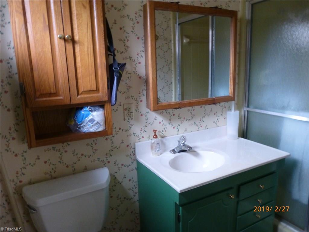 4330 Witherow Road Winston-Salem, NC 27106 - Photo 8 of 18 Gallery Image 8
