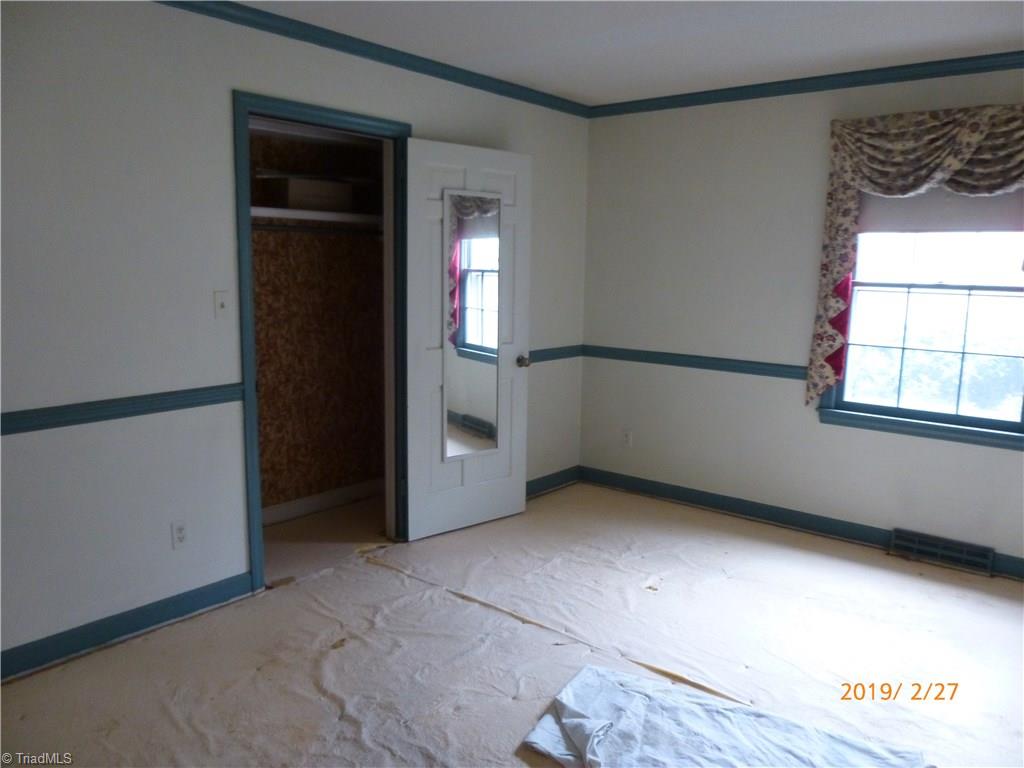4330 Witherow Road Winston-Salem, NC 27106 - Photo 10 of 18 Gallery Image 10
