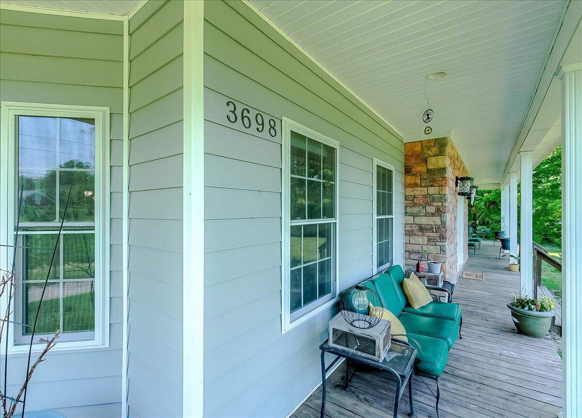 3698 Royster Road Lexington, KY 40516 - Photo 3 of 51 wraparound front porch