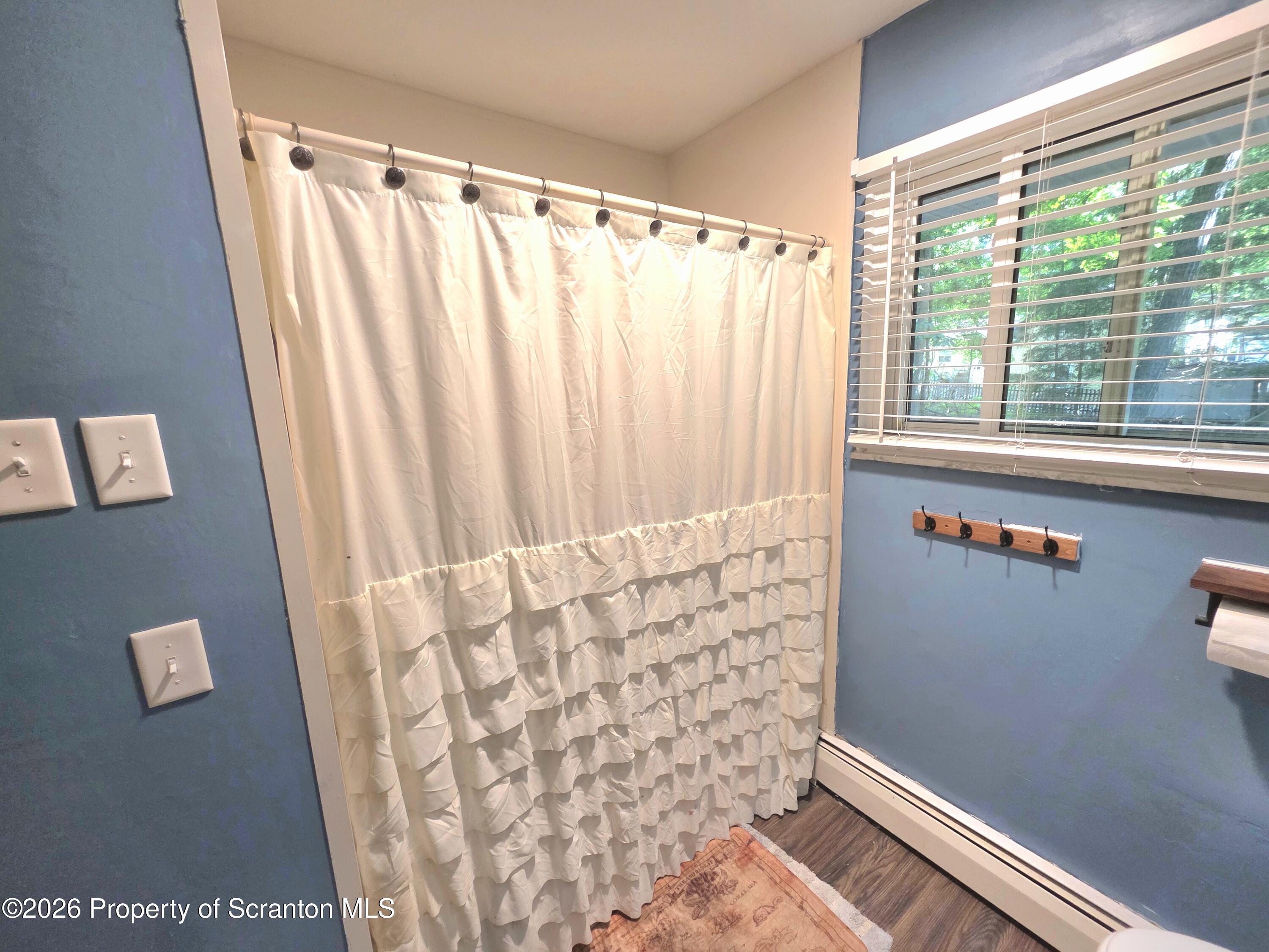 217 Noble Road Clarks Summit, PA 18411 - Photo 12 of 32 Full Bathroom