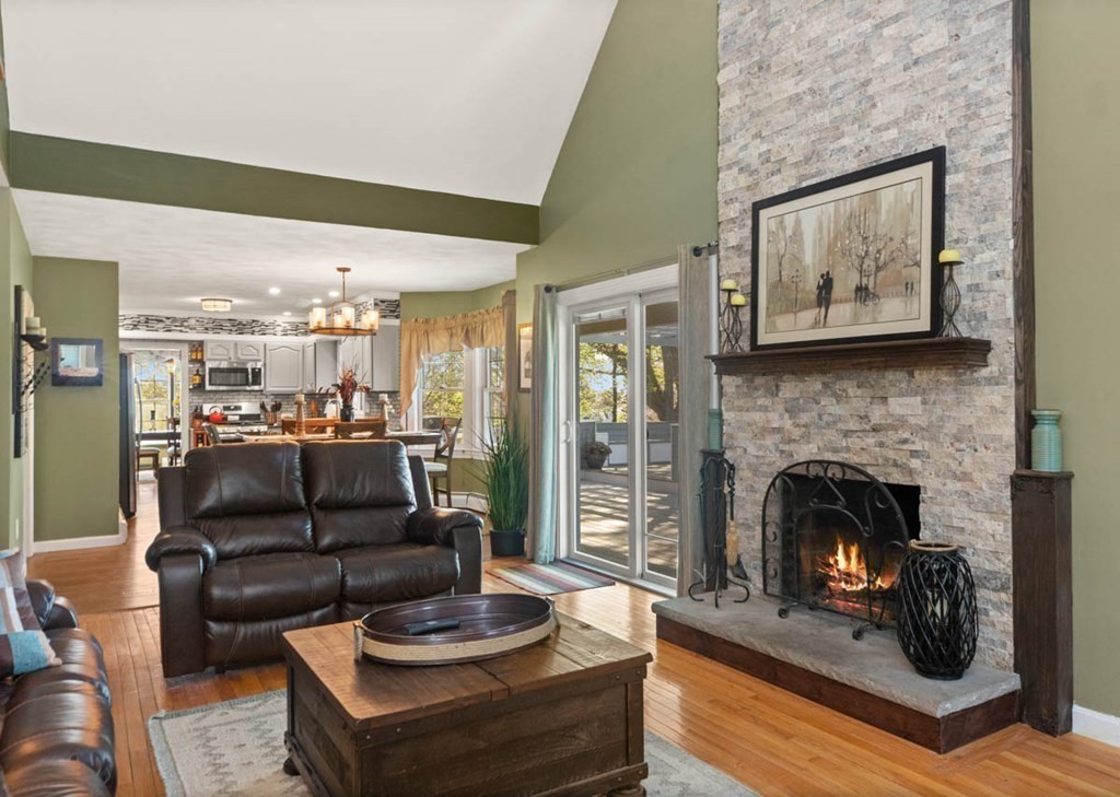 2 Valleyview Farm Road Haverhill, MA 01835 - Photo 10 of 40 Gallery Image 10