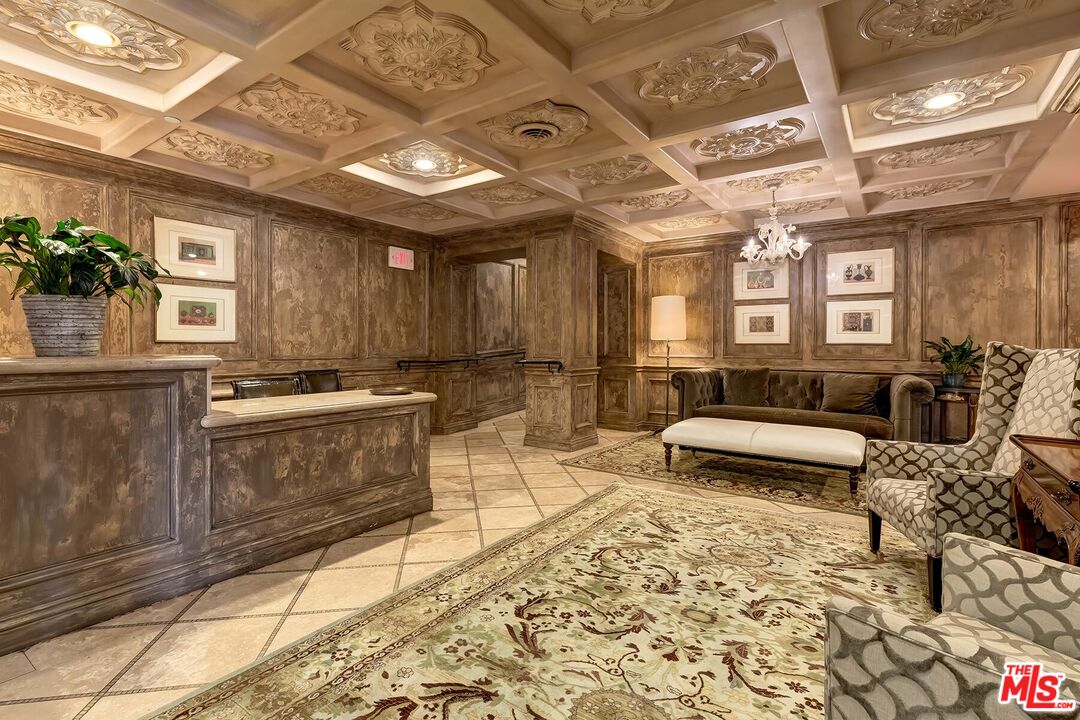 10795 Wilshire Boulevard, Unit 403 Los Angeles, CA 90024 - Photo 17 of 27 a lobby with furniture and windows
