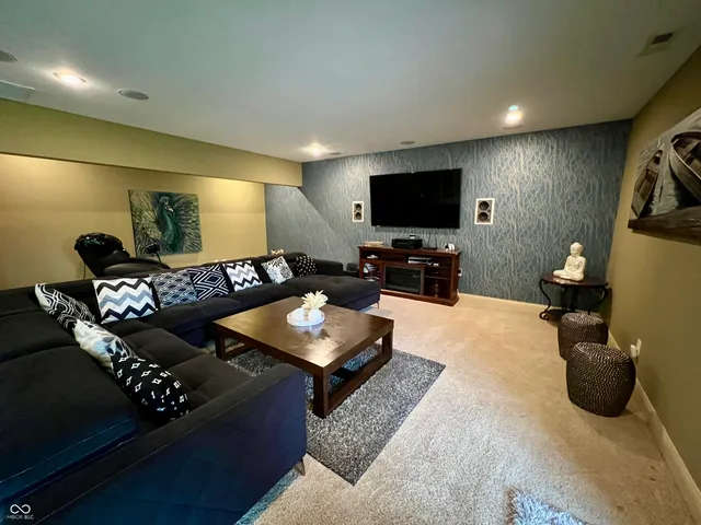 $1,675,000 | 6668 Silver Creek Drive, Indianapolis, IN 46259