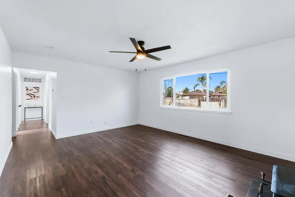 $372,000 | 647 West Dennis Drive, Clovis, CA 93612