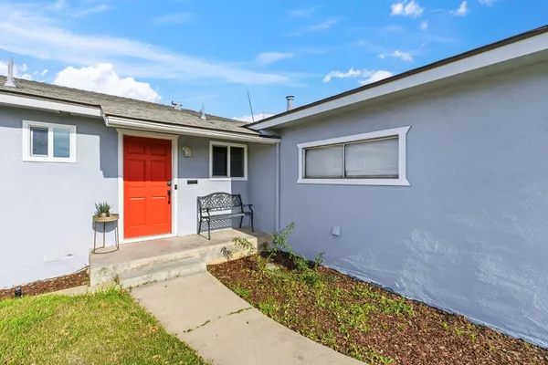 $372,000 | 647 West Dennis Drive, Clovis, CA 93612